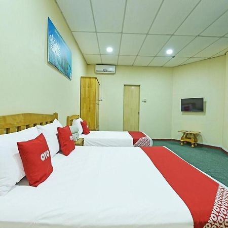 Oyo 90672 De Paradise Turtle Hotel Kerteh Buitenkant foto
