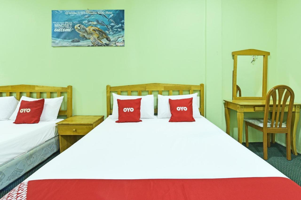 Oyo 90672 De Paradise Turtle Hotel Kerteh Buitenkant foto